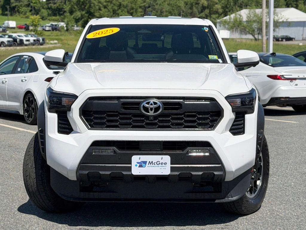 صورة 2 لـ 2025 TOYOTA TACOMA HYBRID TRD OFF ROAD