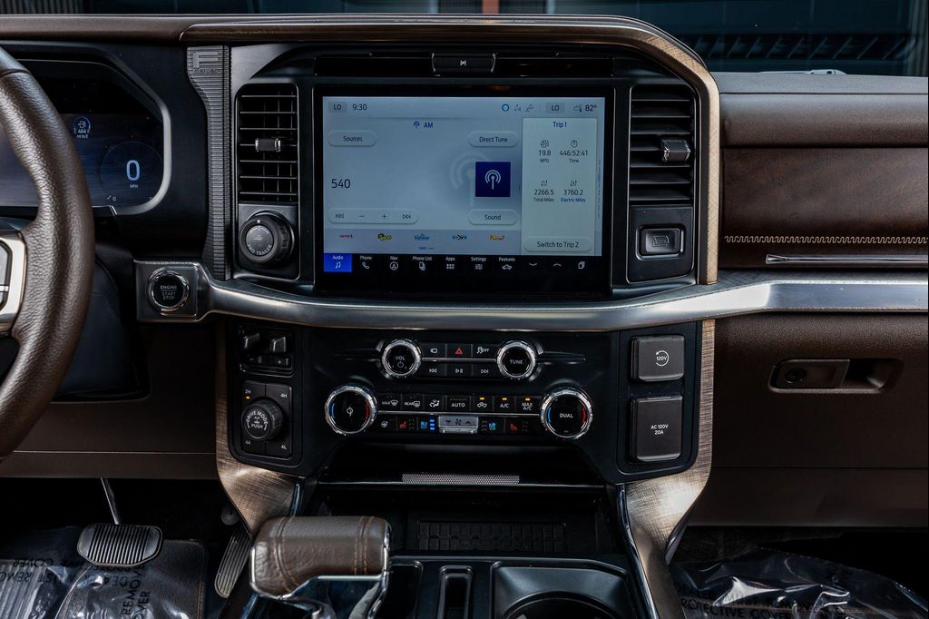 2025 FORD F-150 KING RANCH — миниатюра 24