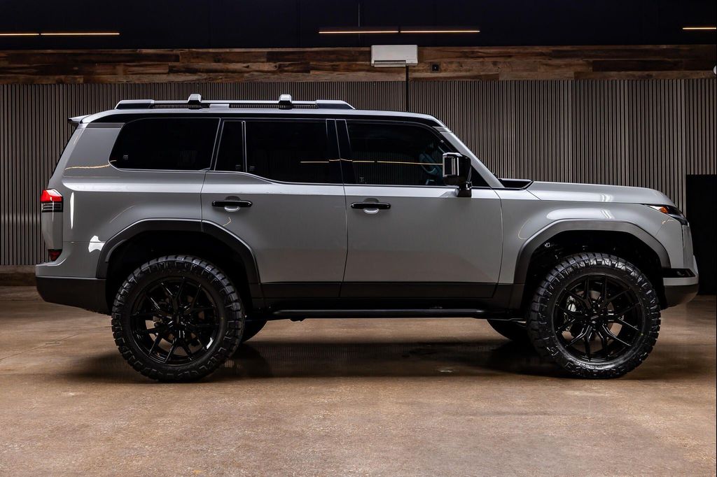 2026 Lexus GX 550 OVERTRAIL+ photo 10
