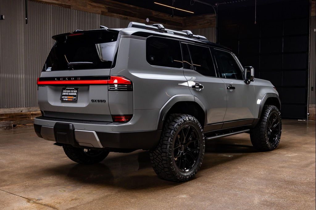 2026 Lexus GX 550 OVERTRAIL+ photo 9