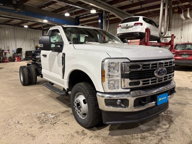 New 2026 Ford F-350 XL