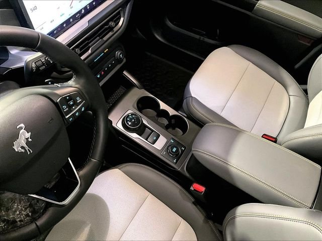 2026 FORD BRONCO SPORT BADLANDS photo 9