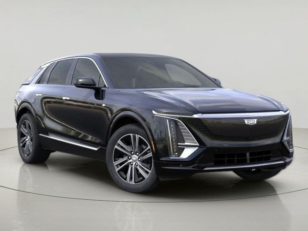 New 2026 Cadillac LYRIQ Luxury
