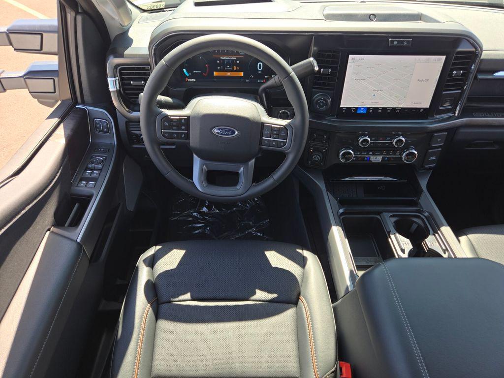 2026 FORD F-350 LARIAT 缩略图 11