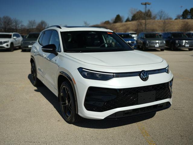 New 2026 Volkswagen Tiguan 2.0T SE R-Line Black