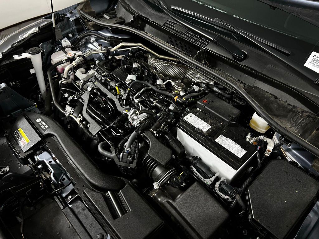 TOYOTA COROLLA CROSS - 10