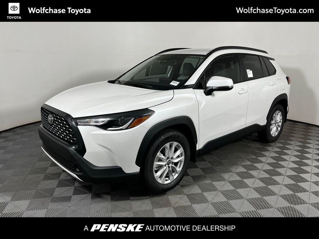 New 2026 Toyota Corolla Cross LE
