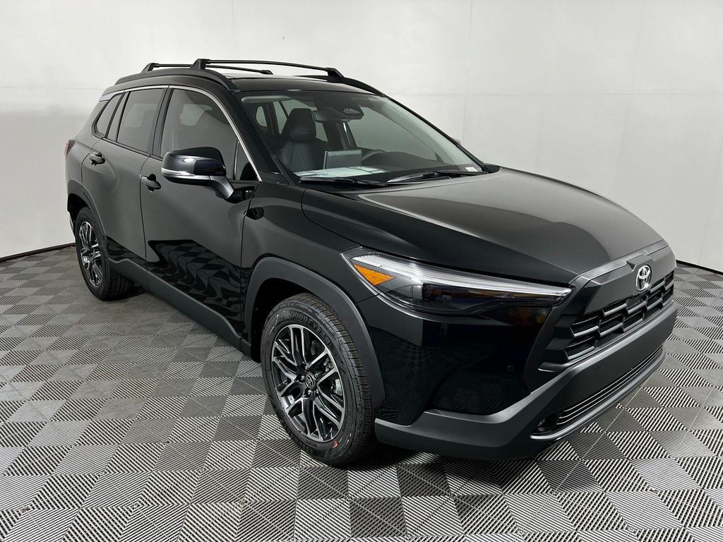 TOYOTA COROLLA CROSS - 3