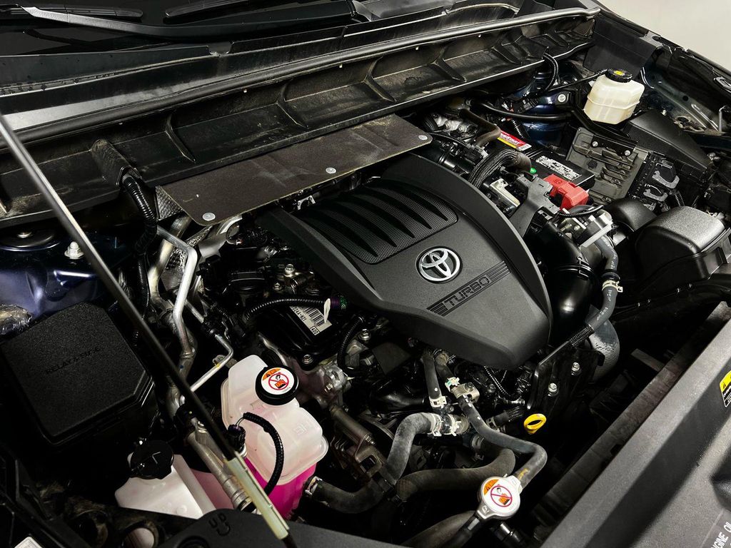 TOYOTA HIGHLANDER - 10