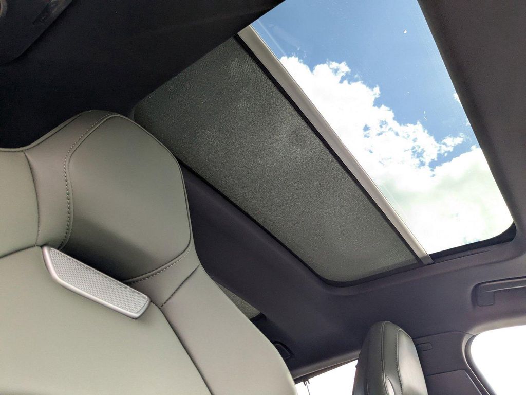 صورة مصغرة 28 لـ 2026 Porsche PANAMERA 4