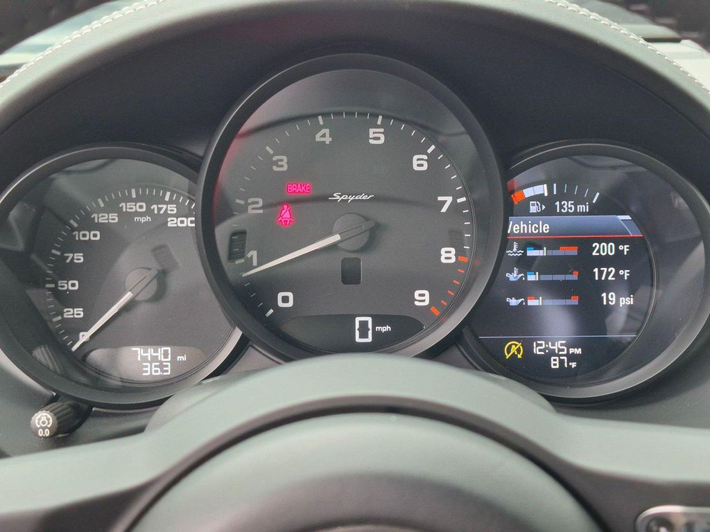 2021 Porsche 718 SPYDER ROADSTER — миниатюра 17