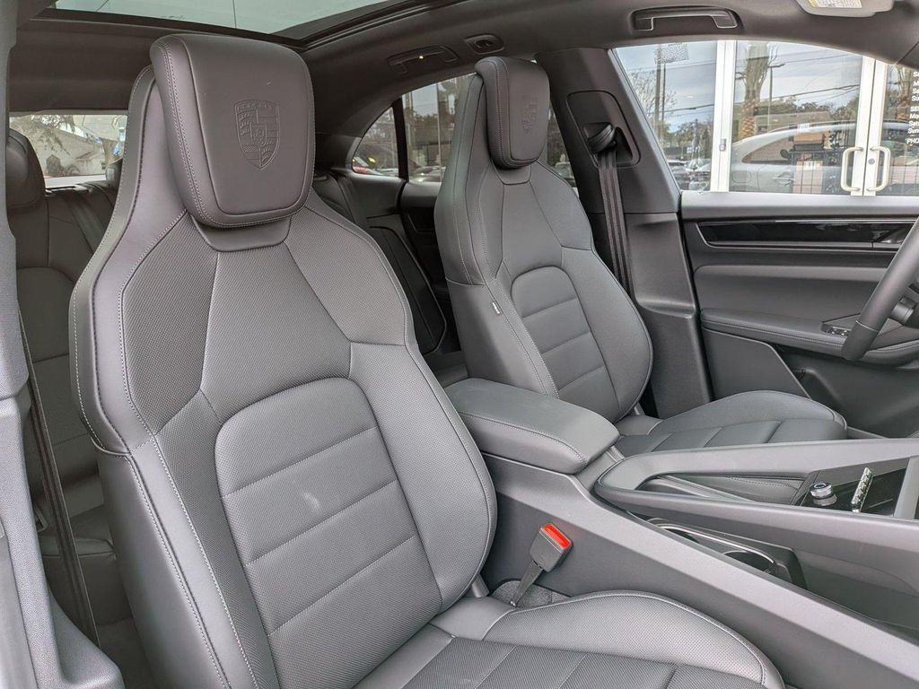 2026 Porsche MACAN MACAN ELECTRIC 缩略图 25