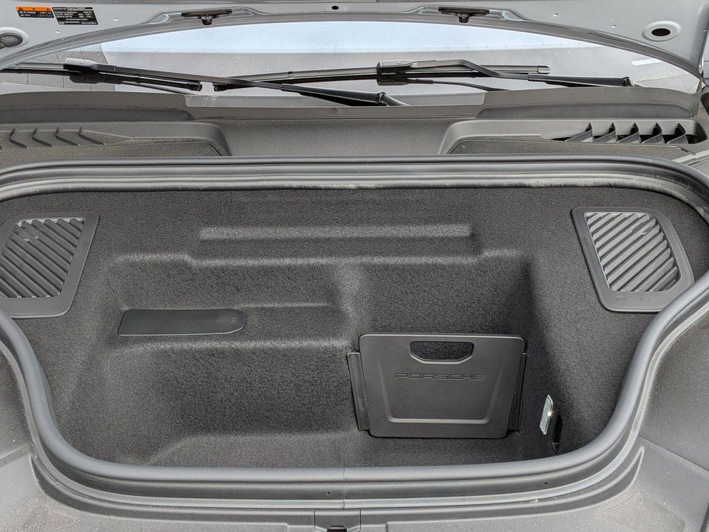 صورة مصغرة 22 لـ 2026 Porsche MACAN MACAN ELECTRIC
