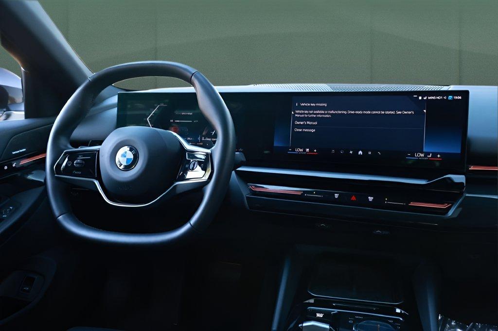 صورة مصغرة 46 لـ 2025 BMW 530 I