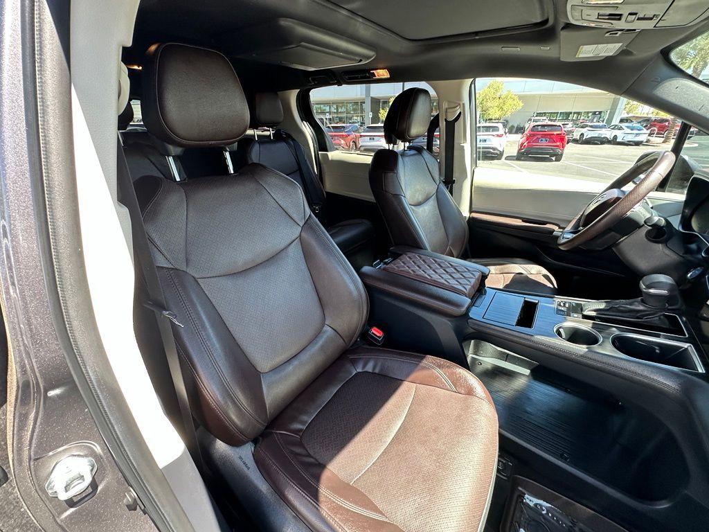 2023 Toyota SIENNA PLATINUM 7 PASSENGER 照片 33