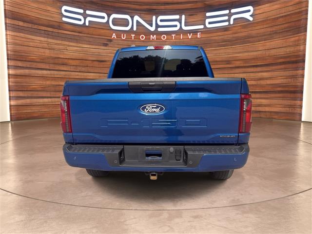 صورة 6 لـ 2024 FORD F-150 STX