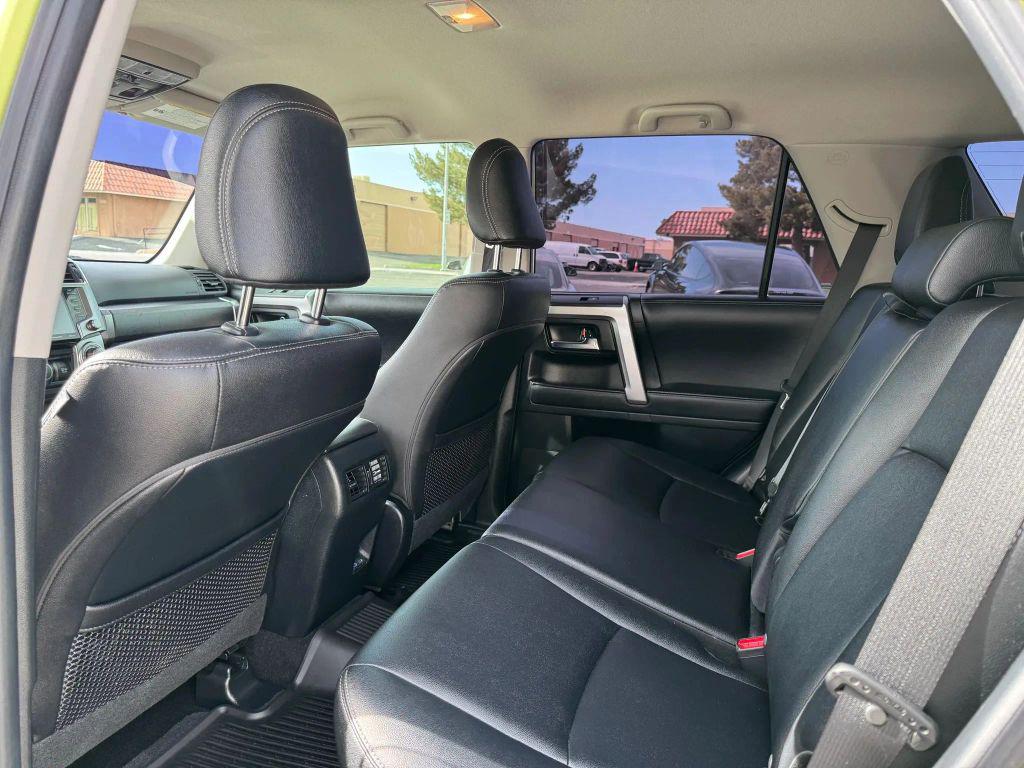صورة مصغرة 13 لـ 2023 Toyota 4RUNNER TRD SPORT