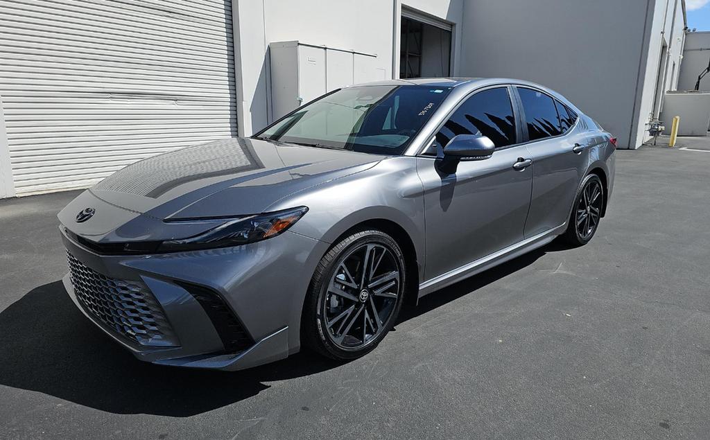 TOYOTA CAMRY XSE - 2