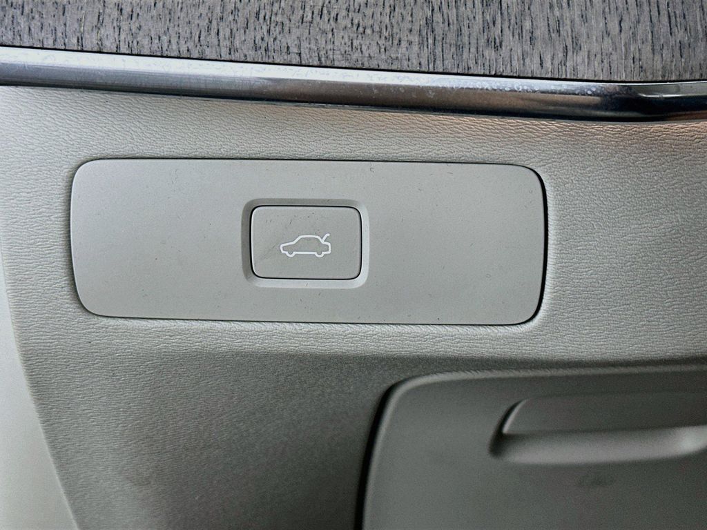 2023 Volvo XC90 PLUS 缩略图 14