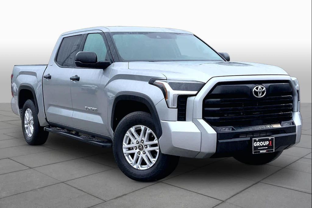 TOYOTA TUNDRA - 3