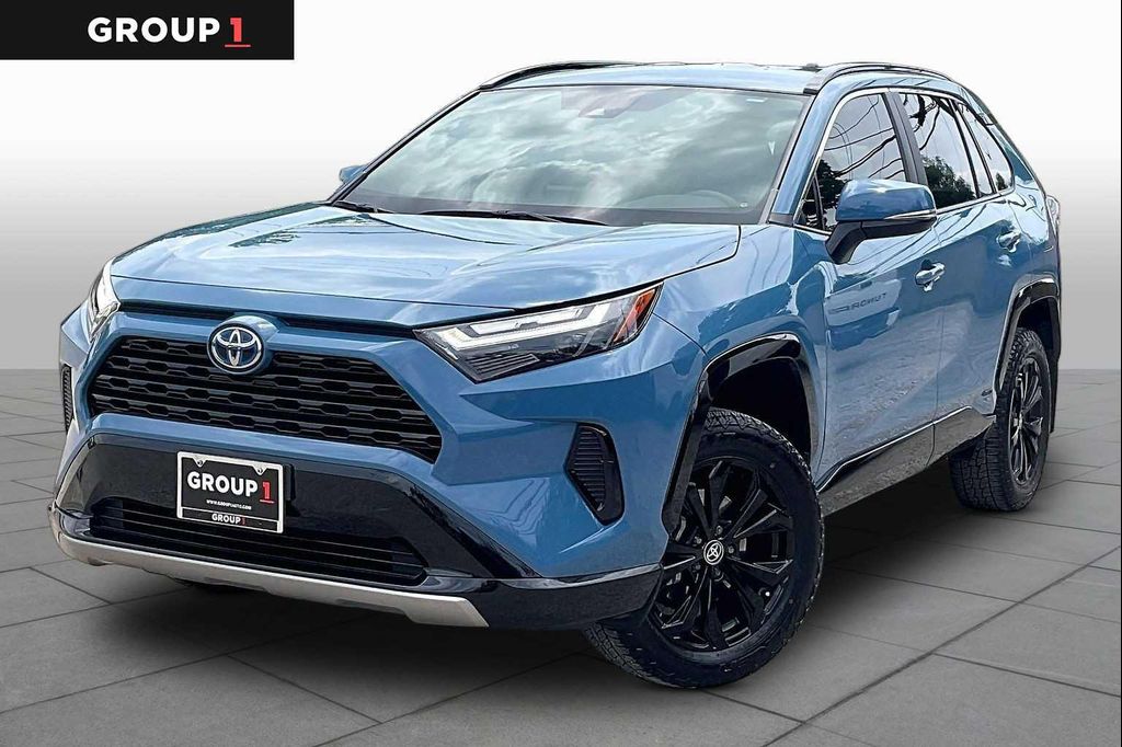 TOYOTA RAV4 - 1