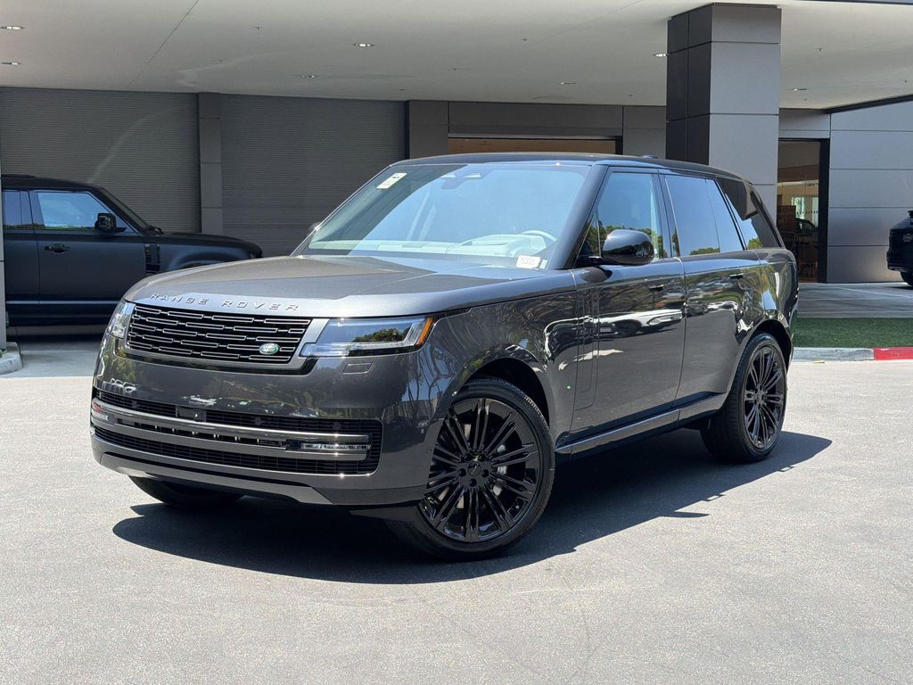 New 2026 Land Rover Range Rover P400 SE
