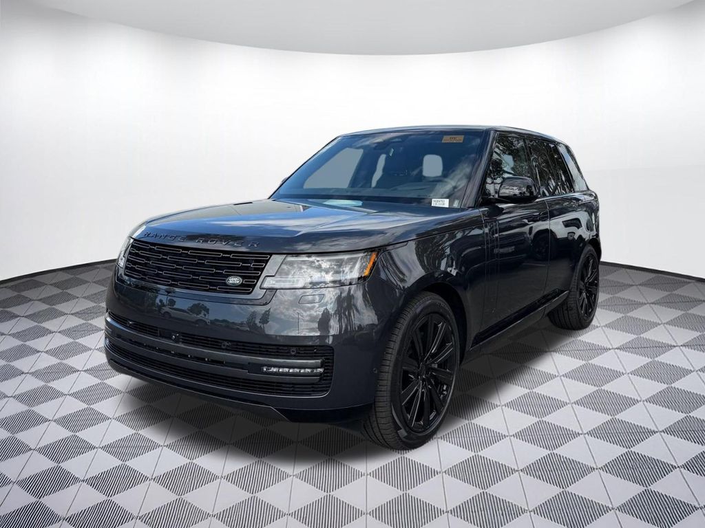 New 2026 Land Rover Range Rover P550e SE