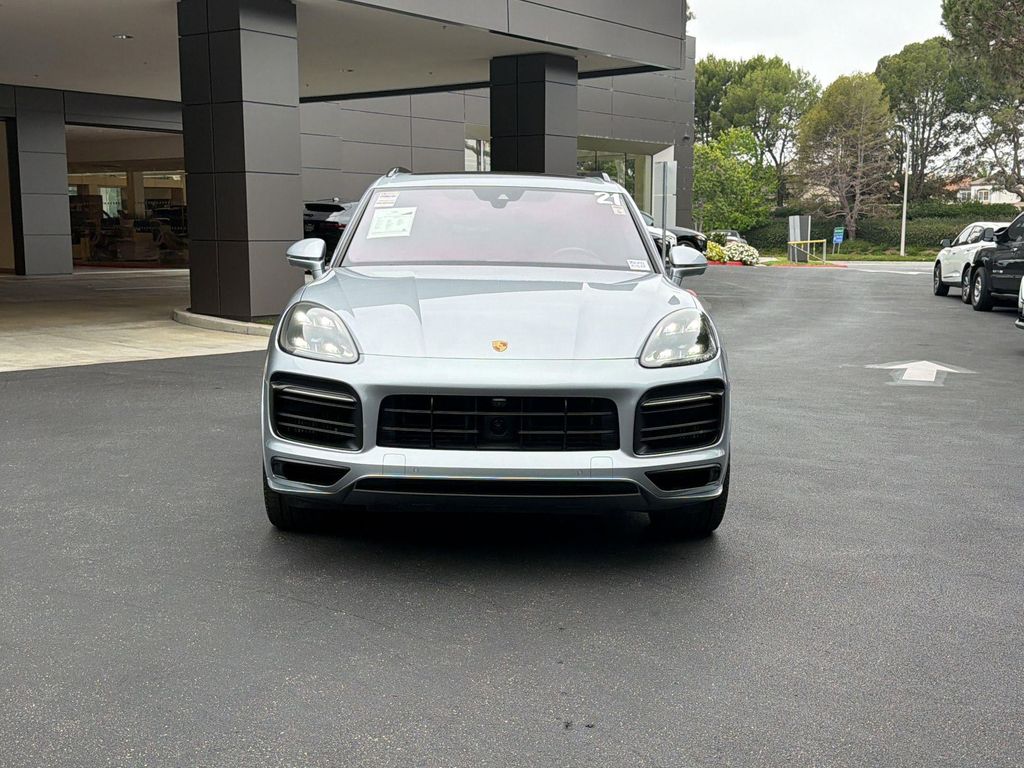 PORSCHE CAYENNE GTS - 7