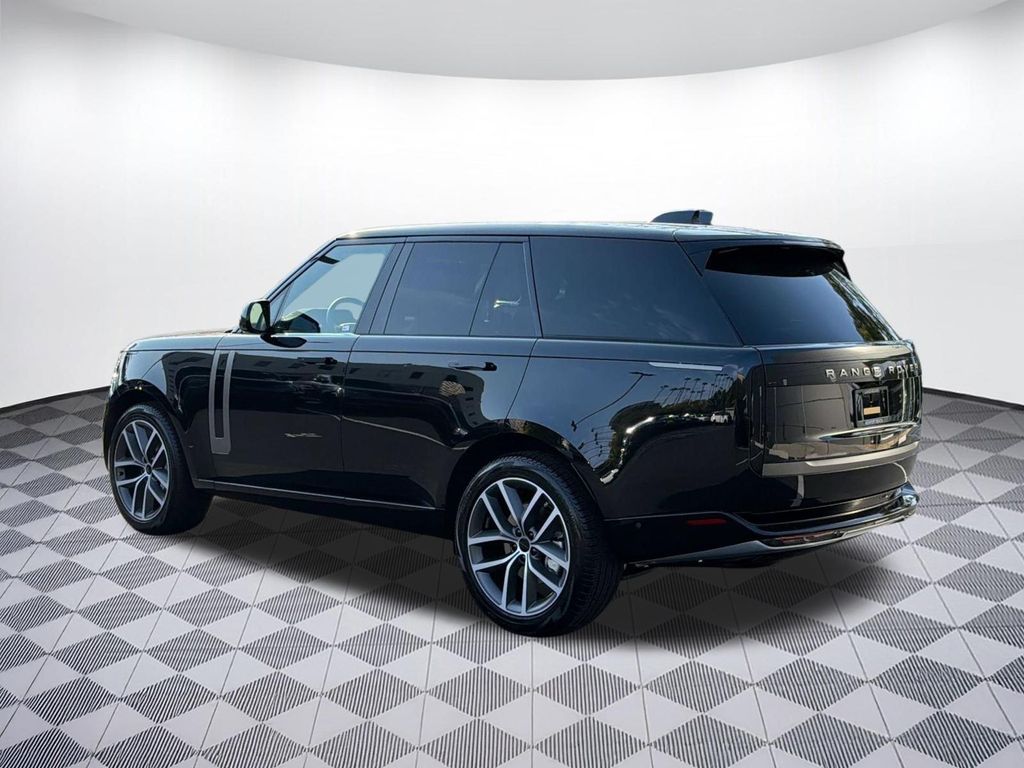 2026 LAND Rover RANGE ROVER P400 SE — фото 3