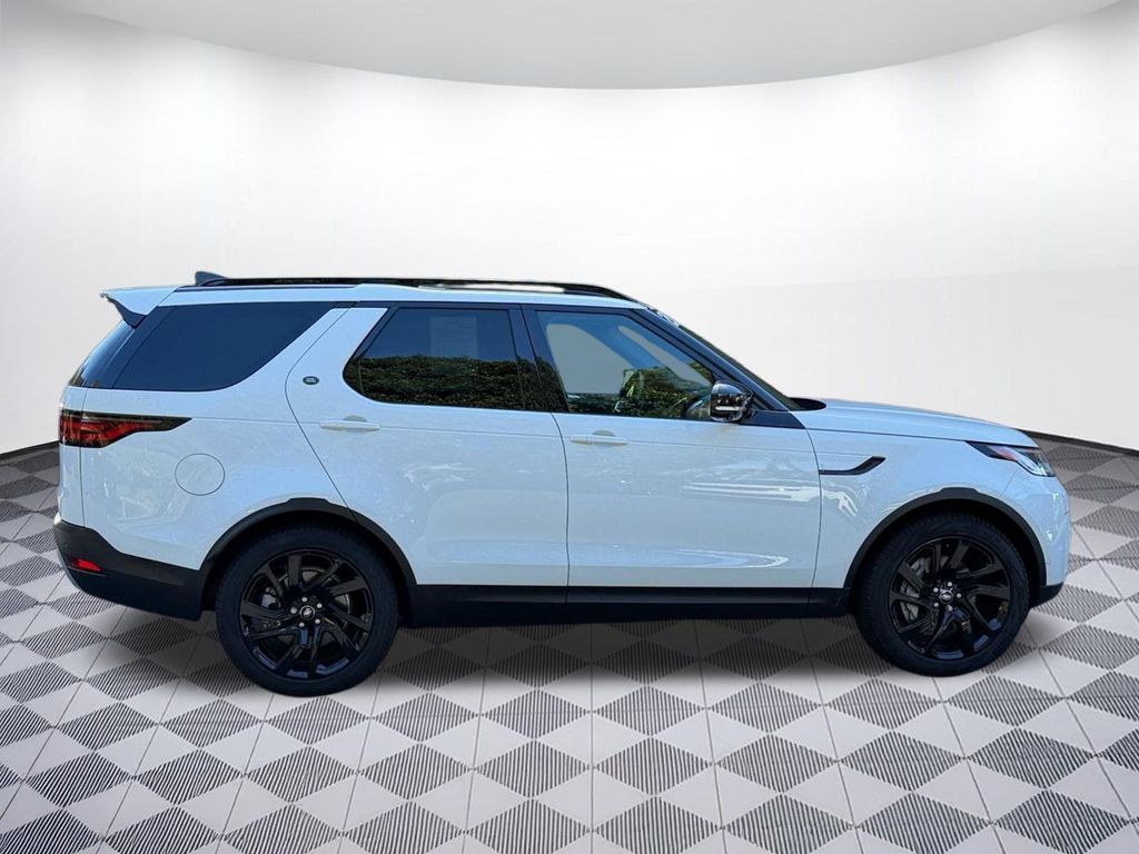 صورة 8 لـ 2025 LAND Rover DISCOVERY P300 S