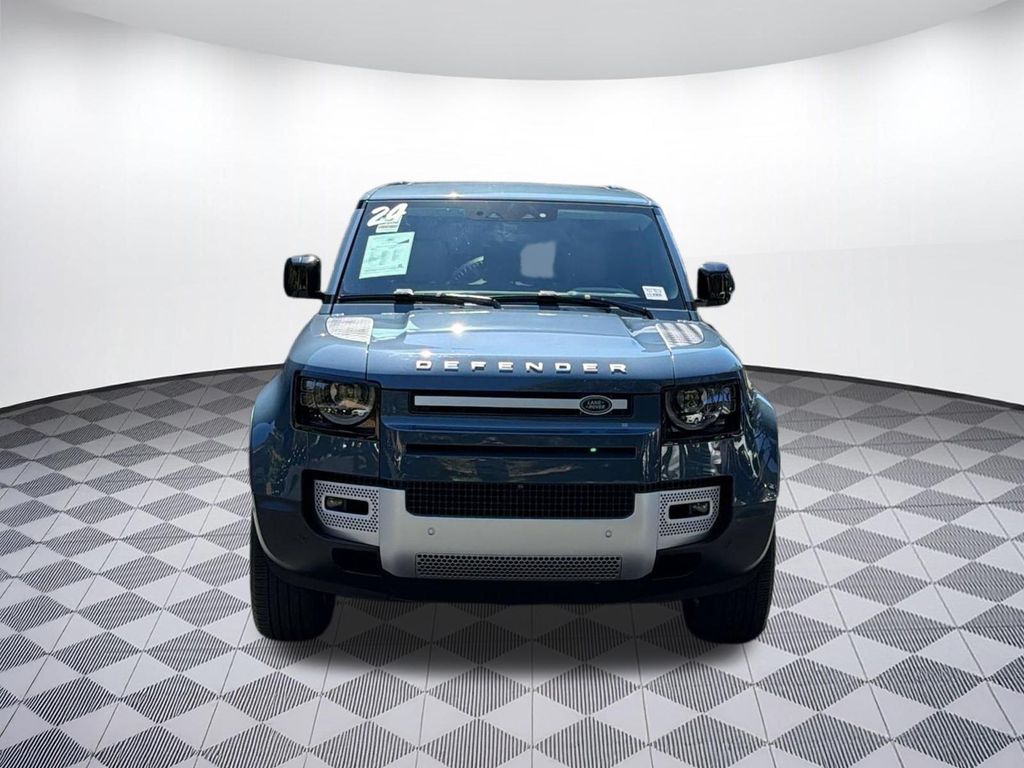2024 LAND Rover DEFENDER 110 P400 S — фото 6