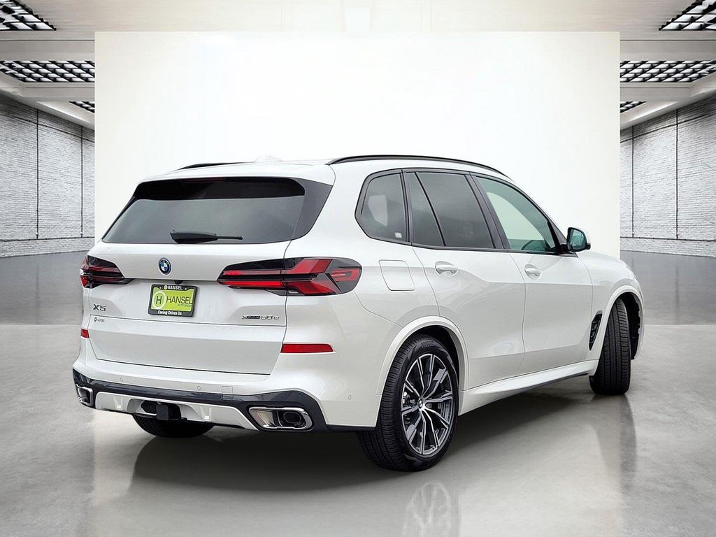 2026 BMW X5 PHEV XDRIVE50E — фото 6