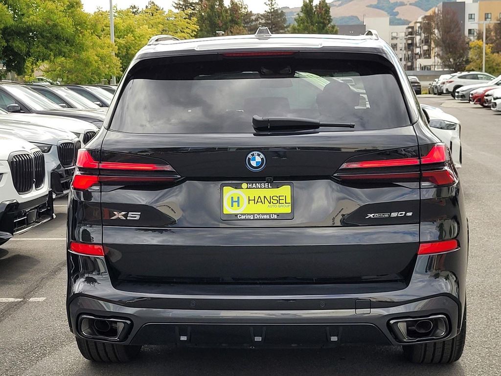 صورة 7 لـ 2026 BMW X5 PHEV XDRIVE50E