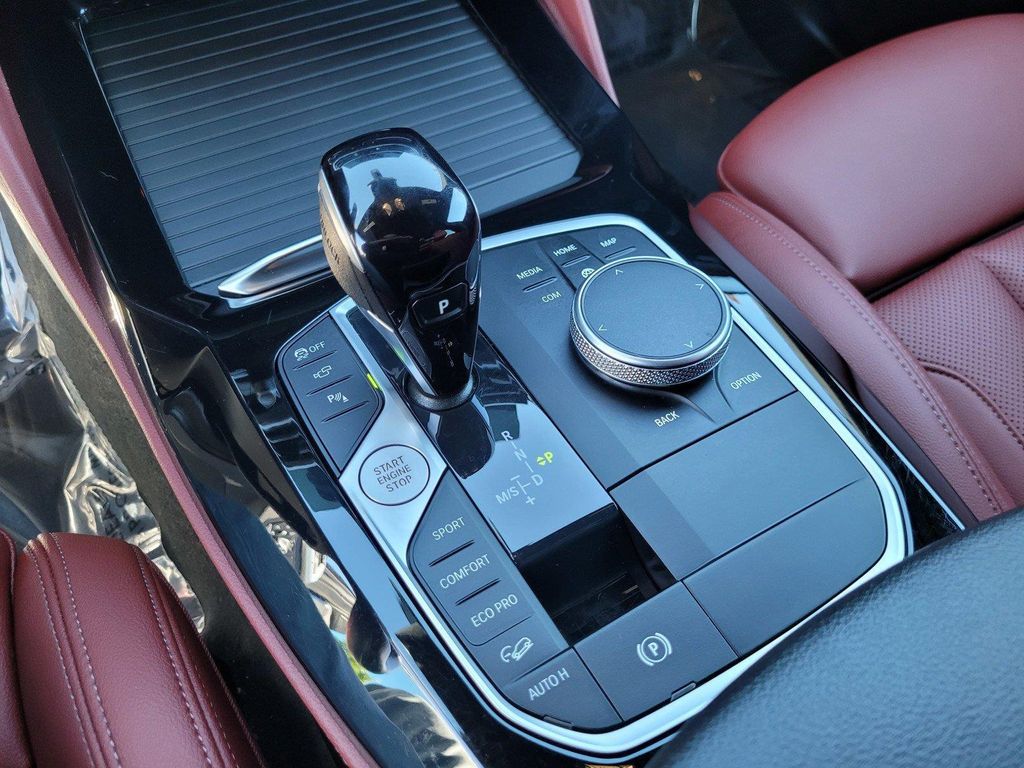 صورة مصغرة 26 لـ 2024 BMW X4 M40I