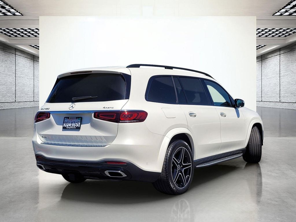 MERCEDES-BENZ GLS - 7