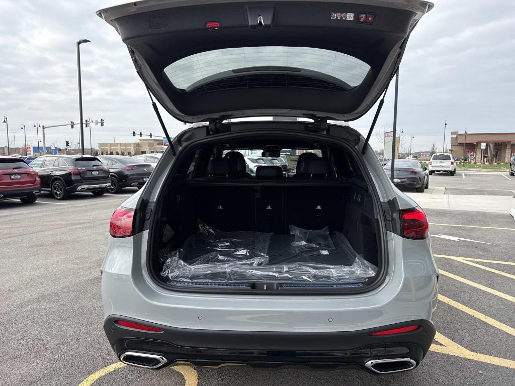MERCEDES-BENZ GLC - 9