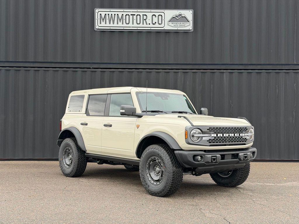 FORD BRONCO BADLANDS - 1