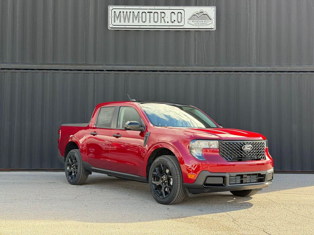 New 2025 Ford Maverick XLT