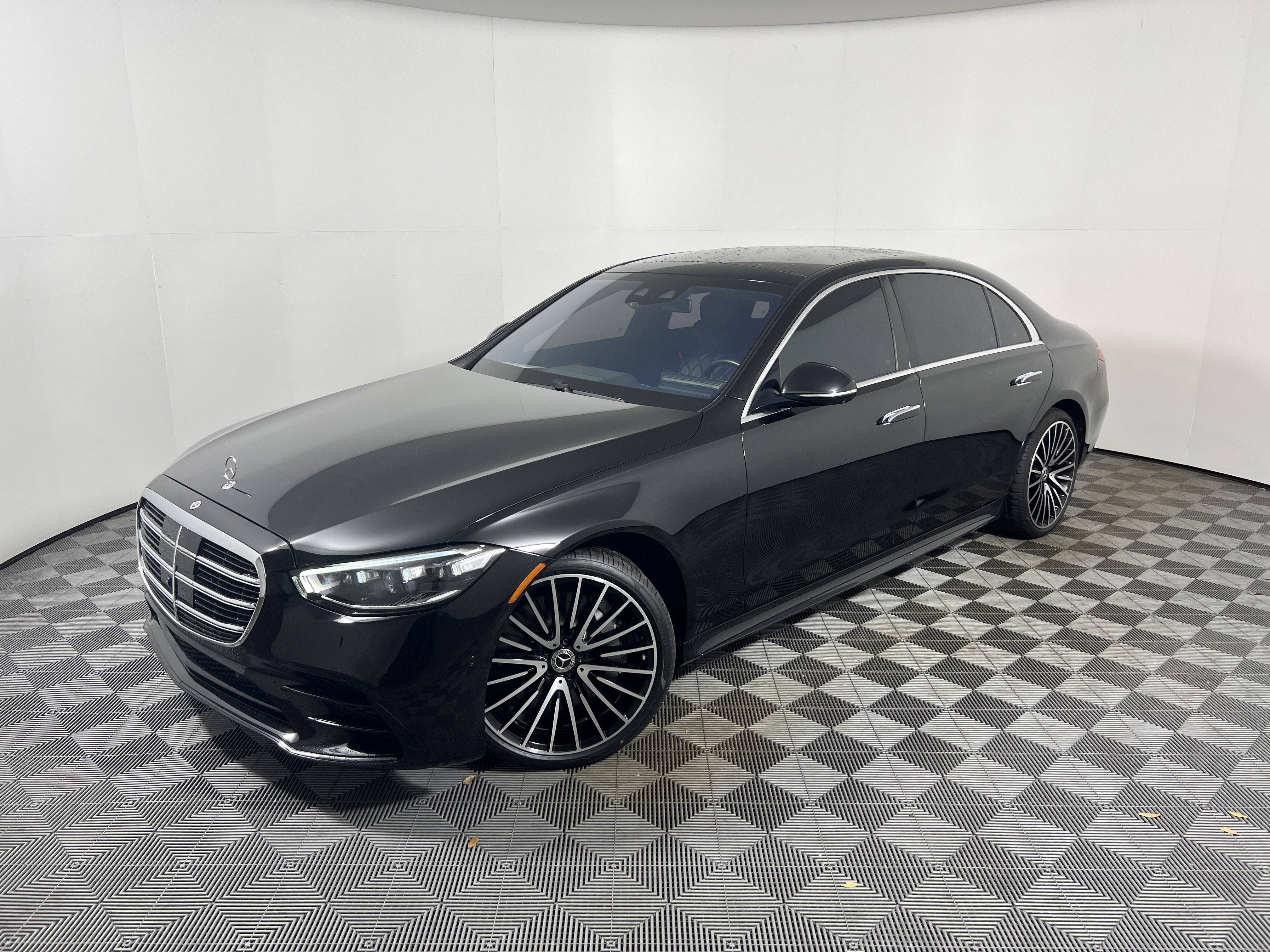 MERCEDES-BENZ S-CLASS - 1