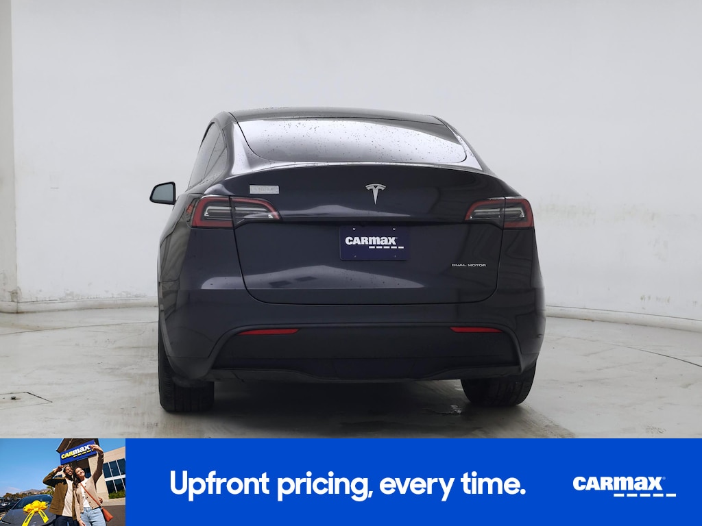 TESLA MODEL Y LONG RANGE - 7