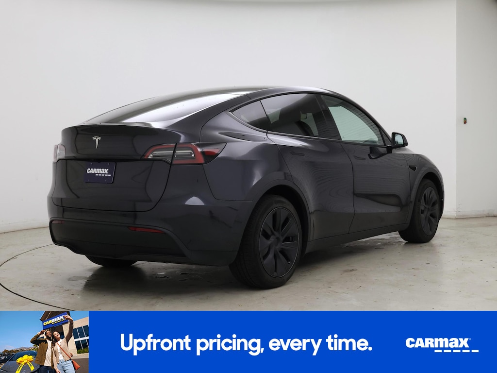 TESLA MODEL Y LONG RANGE - 10
