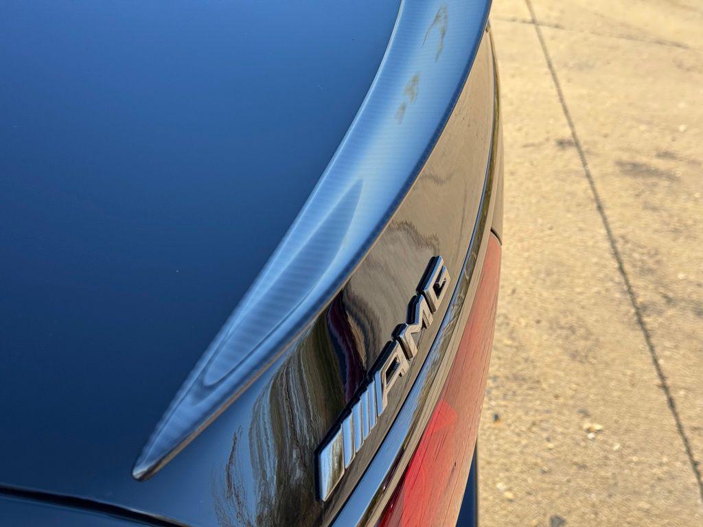 MERCEDES-BENZ E-CLASS - 10