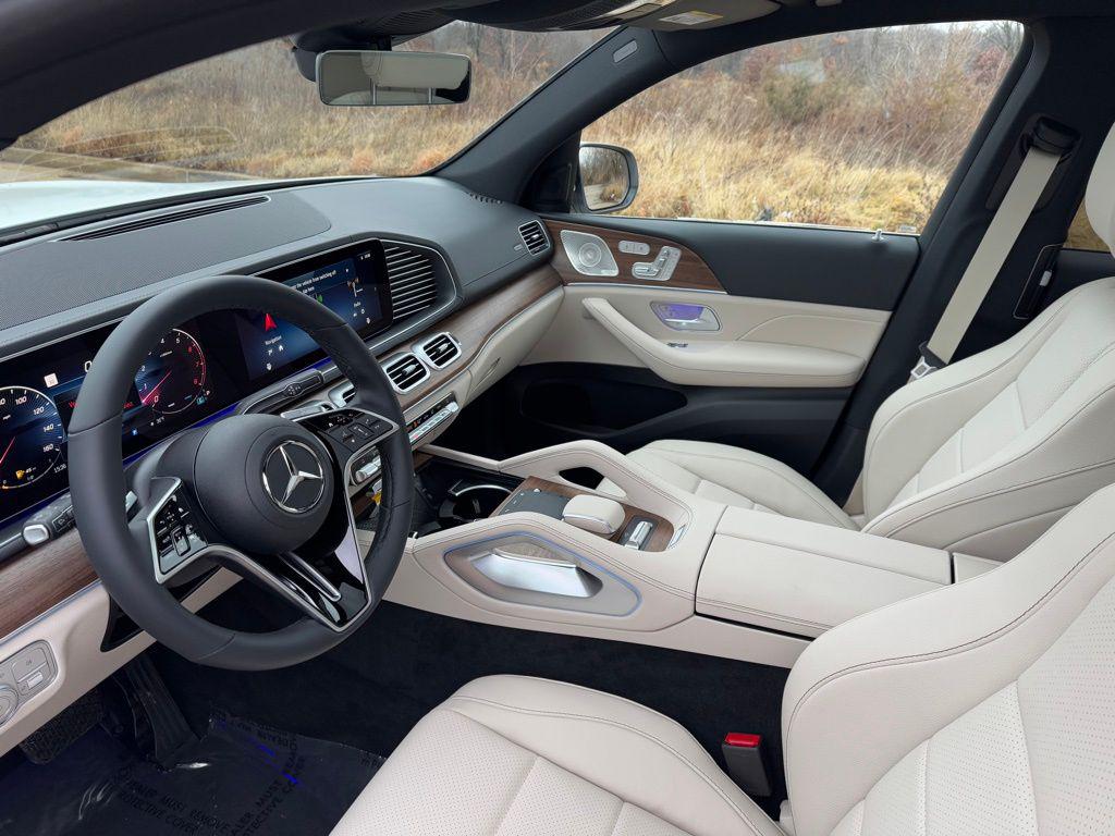 MERCEDES-BENZ GLS - 4