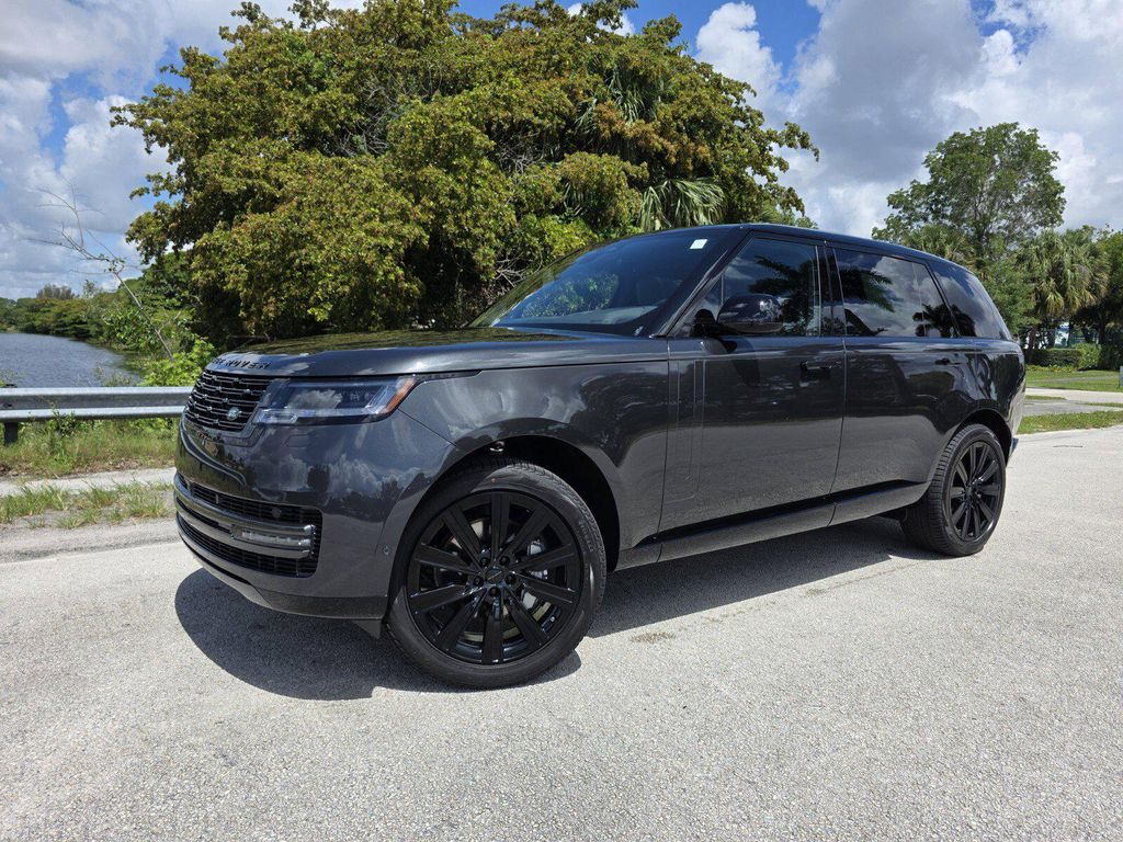 New 2026 Land Rover Range Rover P400 SE 7 Seat