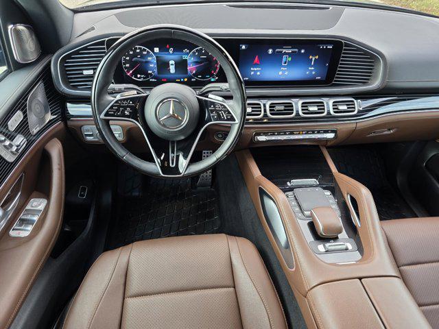 MERCEDES-BENZ GLS - 4