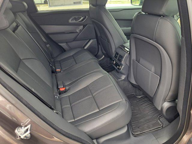 2025 LAND Rover RANGE ROVER VELAR P250 SE R-DYNAMIC photo 4