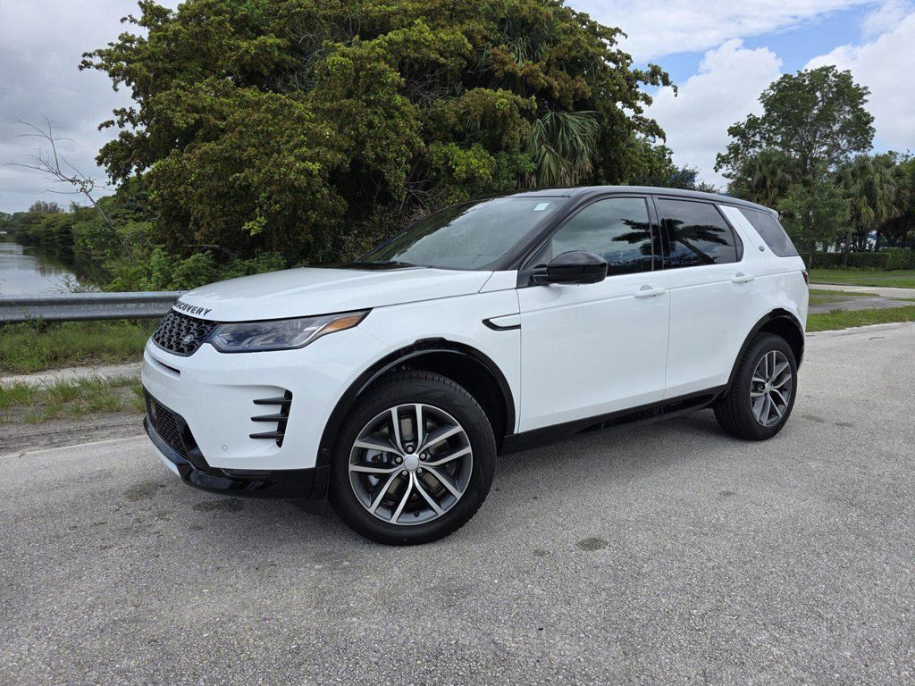 New 2026 Land Rover Discovery Sport Landmark