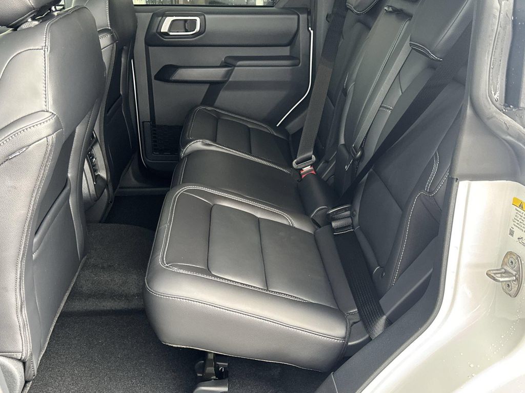 2026 FORD BRONCO OUTER BANKS 缩略图 20