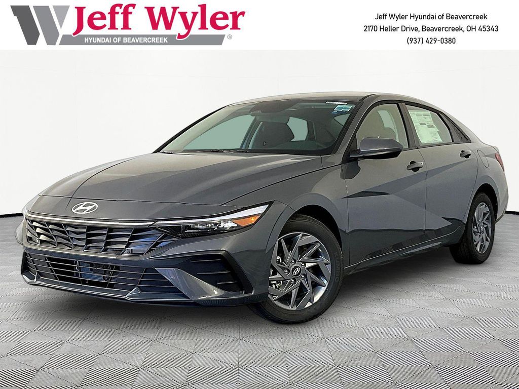 New 2026 Hyundai ELANTRA HEV Blue