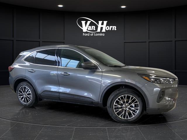 New 2025 Ford Escape PHEV SE